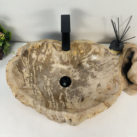 Каменная раковина из окаменелого дерева OD-04714 (57*43*16) 0176 из натурального камня