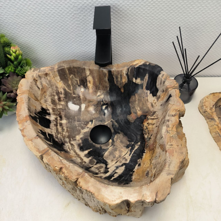 Раковина из окаменелого дерева Fossil Basin OD-02456 (45*42*16) 0092