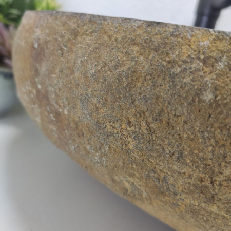 Раковина из речного камня RS01703 (58*42*15)