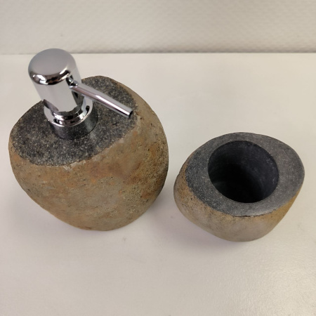Набор из речного камня 2 предмета RN-03812 дозатор,стаканчик (143,144)