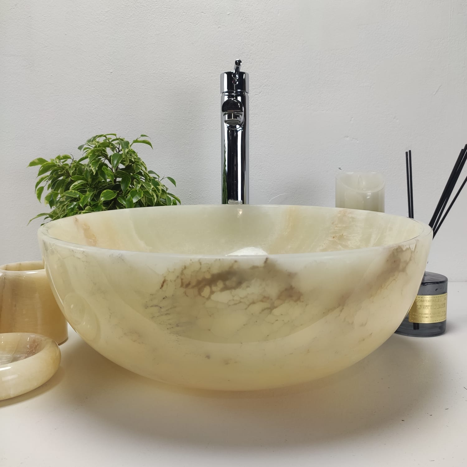 70nydn1ez77aehmuseetmqcetzghq1d1