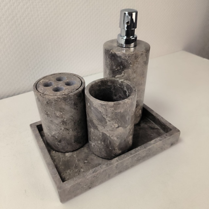 mz1ezz8oodlmnskcmcfntb75he13duso