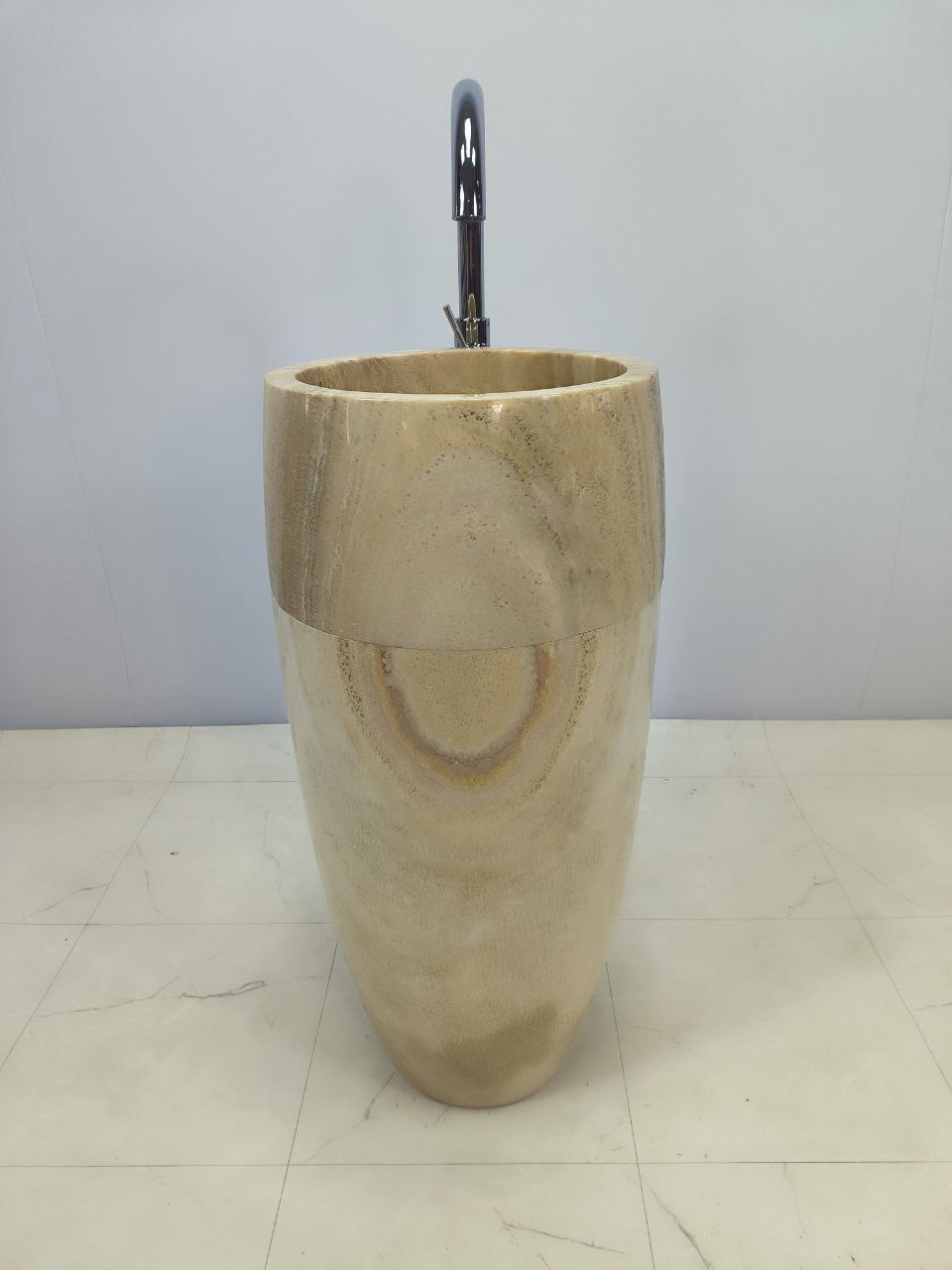 b52ba983-55e5-4a03-a664-27960af99705