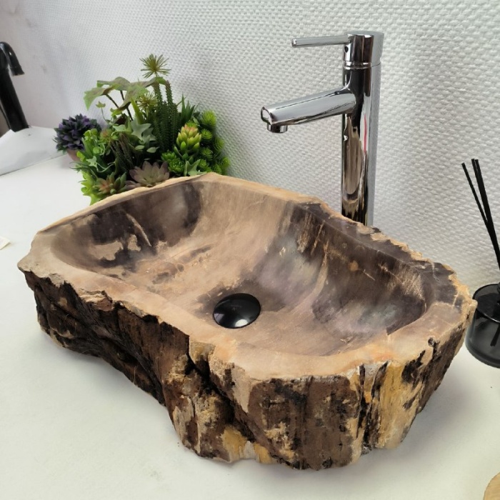 0qpbvs7irnmgbgpe85zhgp5vr18rpkzq