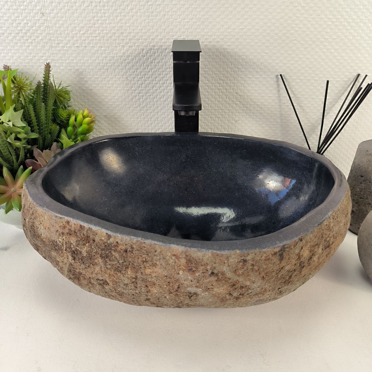 photo_2024-05-03_16-17-39