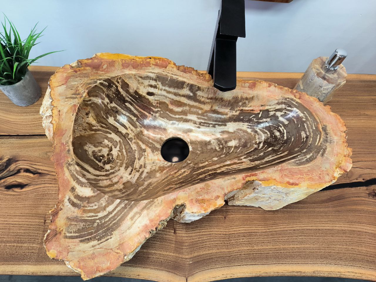 photo_2025-05-14_16-09-50 (2)