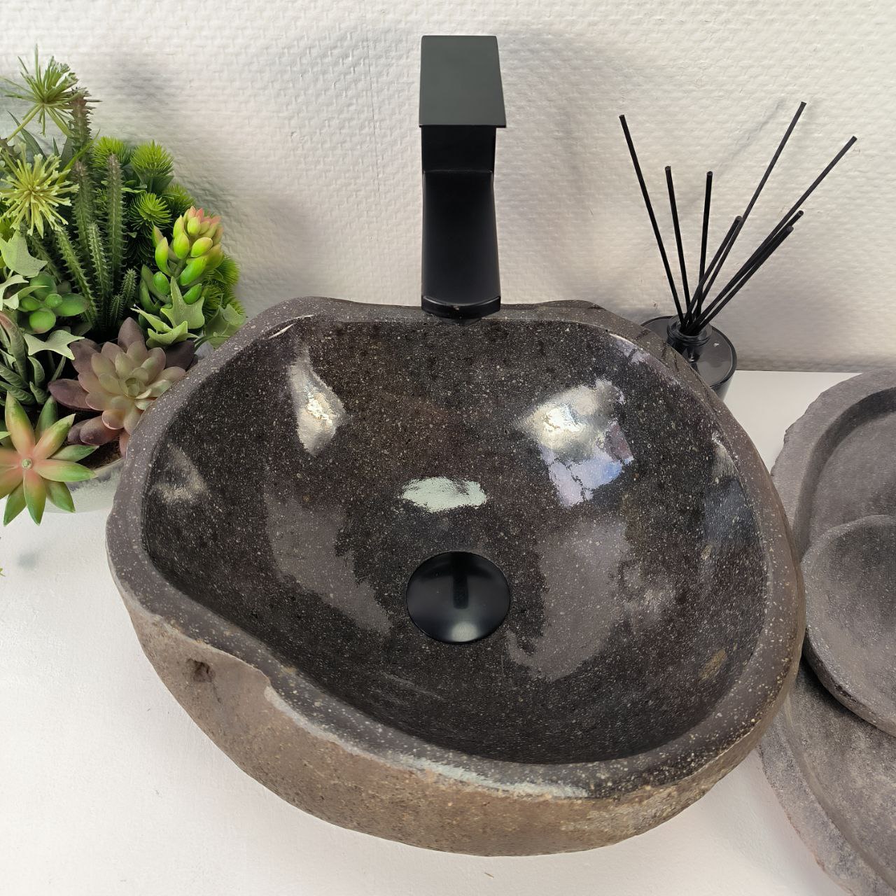 b73lfwti1e7rlt3fcf0d2sgizw7du1h4