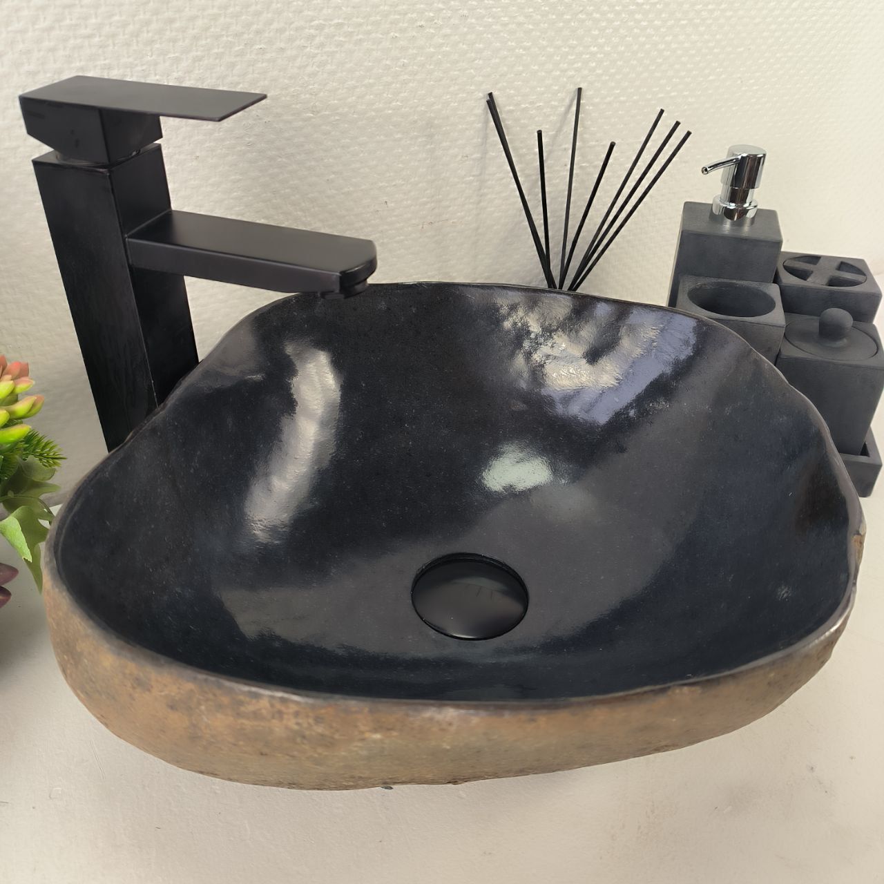 Раковина из речного камня RS-64996 41*37*15 из натурального камня