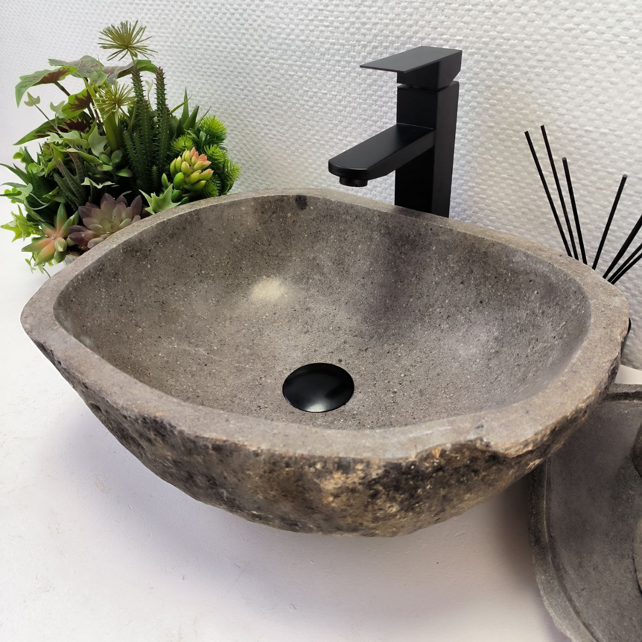 1tha3l8ki20qbh57d14ug62n5xfpdzan