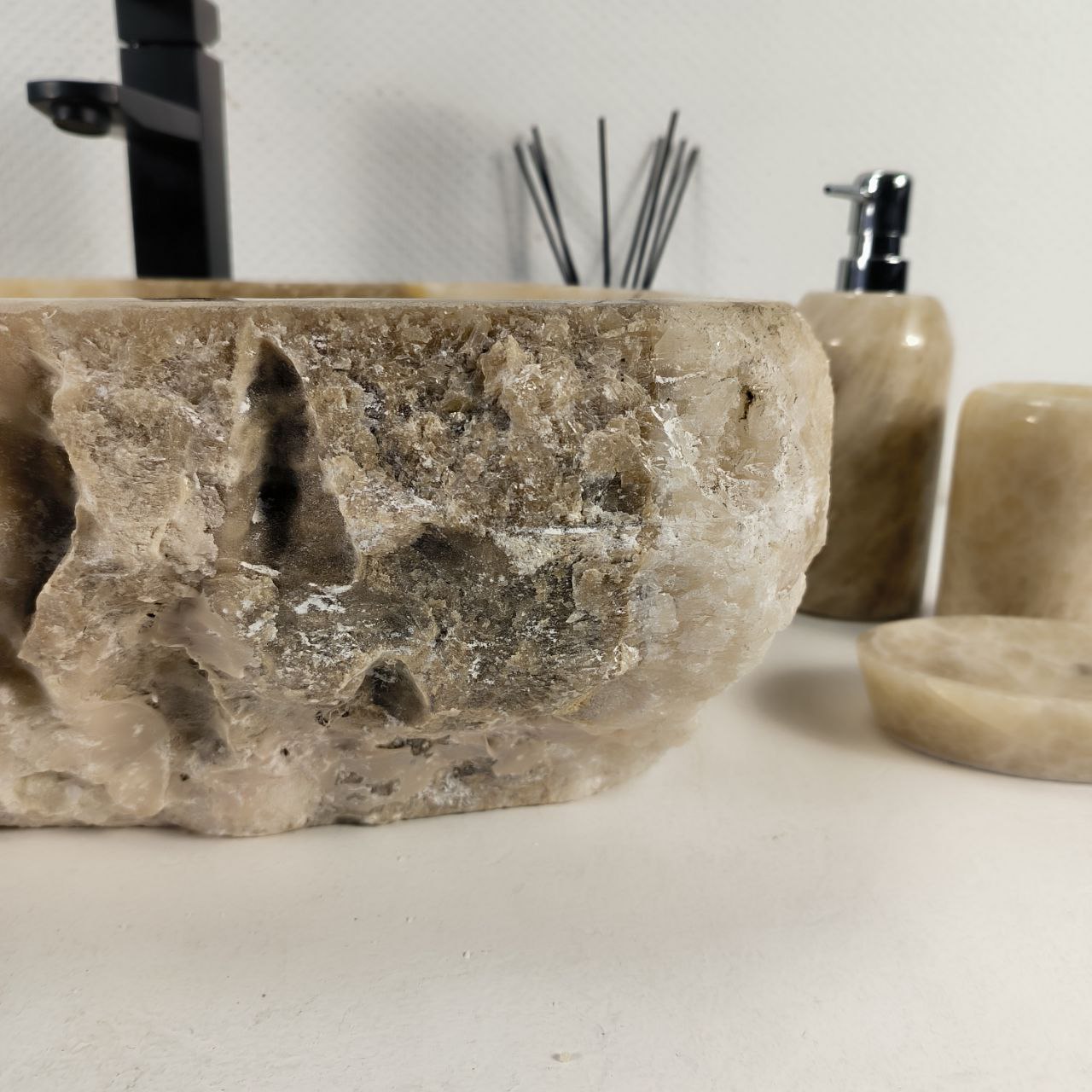 st5p1jr3s5av0f1l0xf43j1cssgomz2n