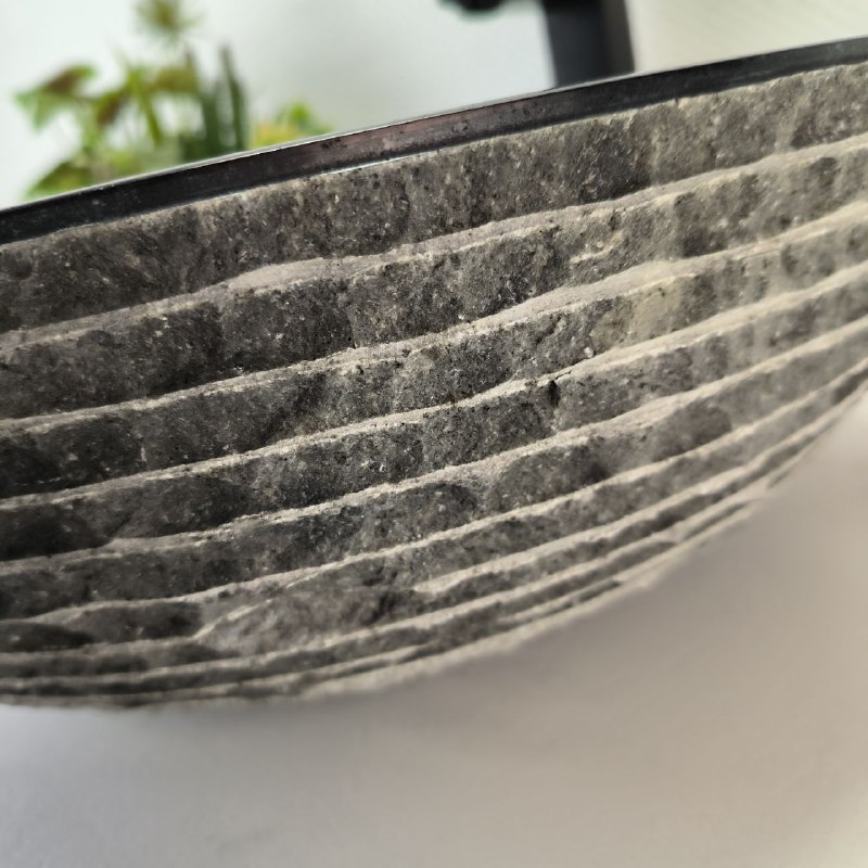 8hds18iuw05tmw0vylmpopujvxdamr04