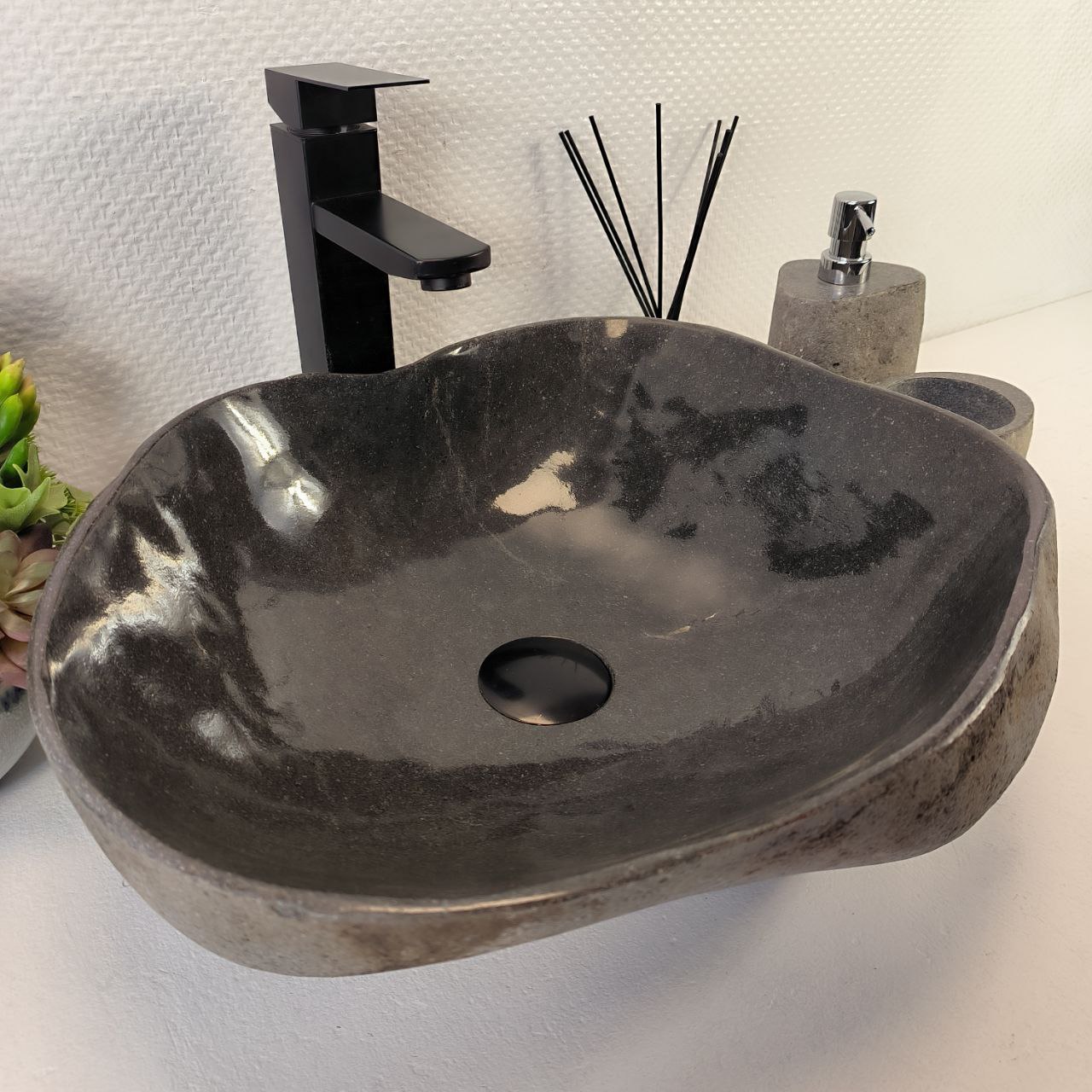 photo_2024-05-03_12-54-17