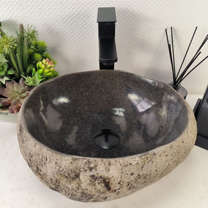 uruthatp646q3q22r6nnfz5trahnipiv