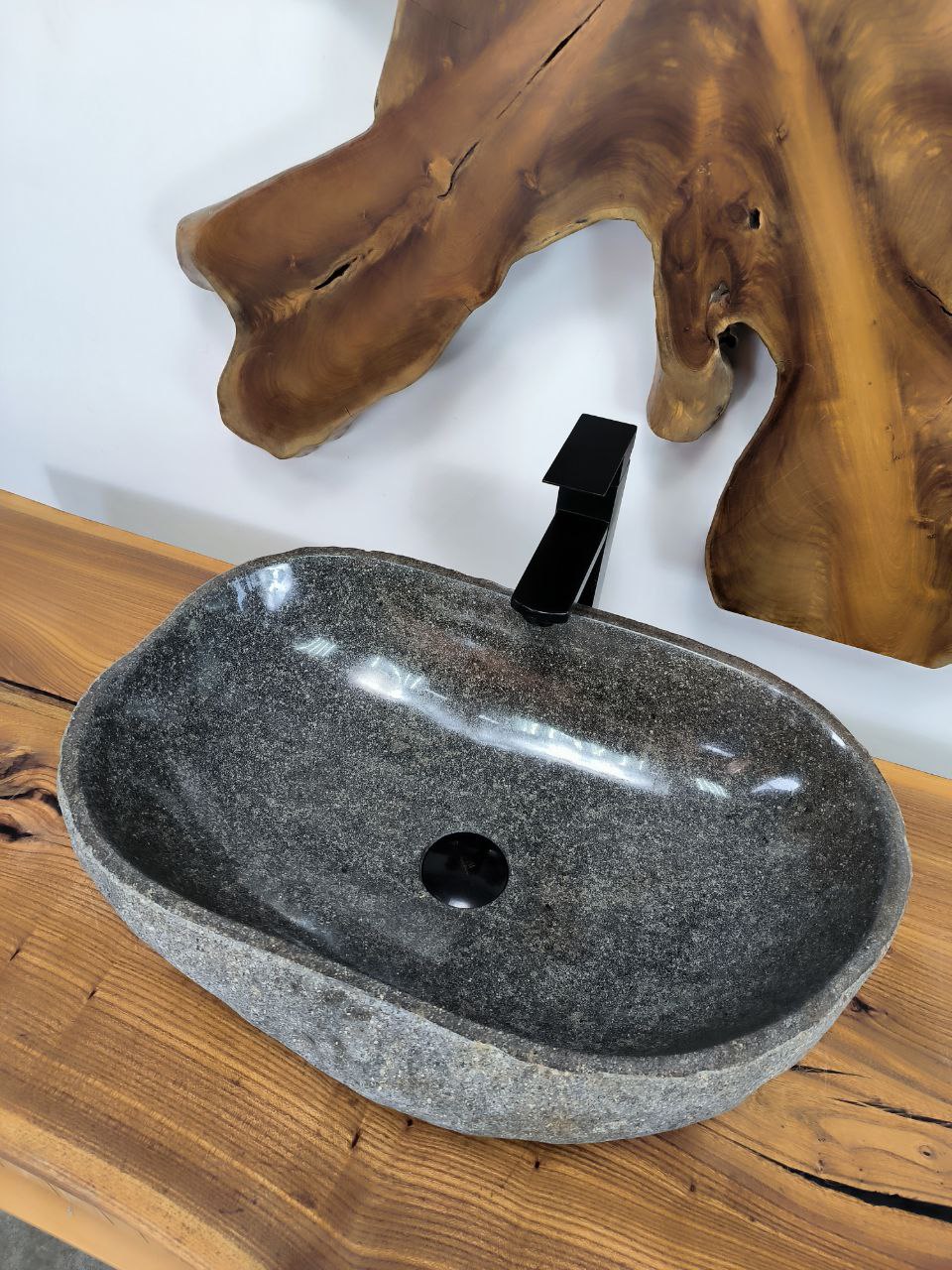 1a933ca0-7aaa-4f5c-8ff7-e5531495a2db