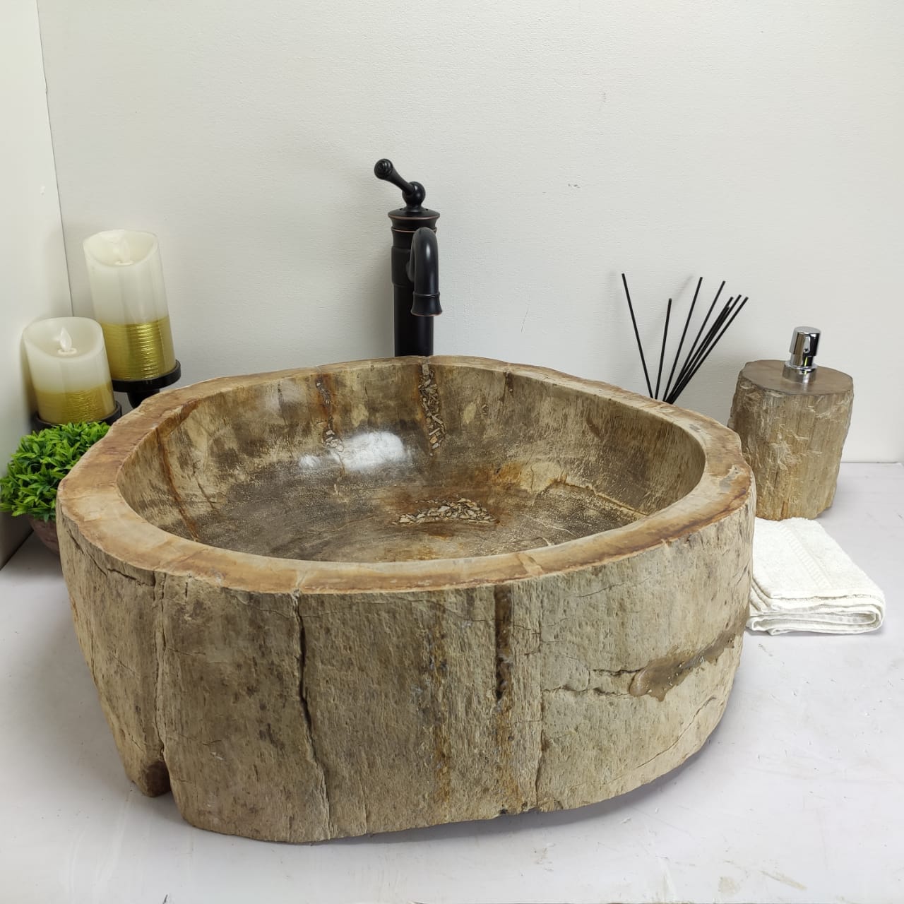 7f630c50baa6b6fd00cc9ddc277f7e75