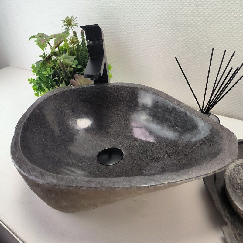 Раковина из речного камня RS-62820 (51*37*16) из натурального камня