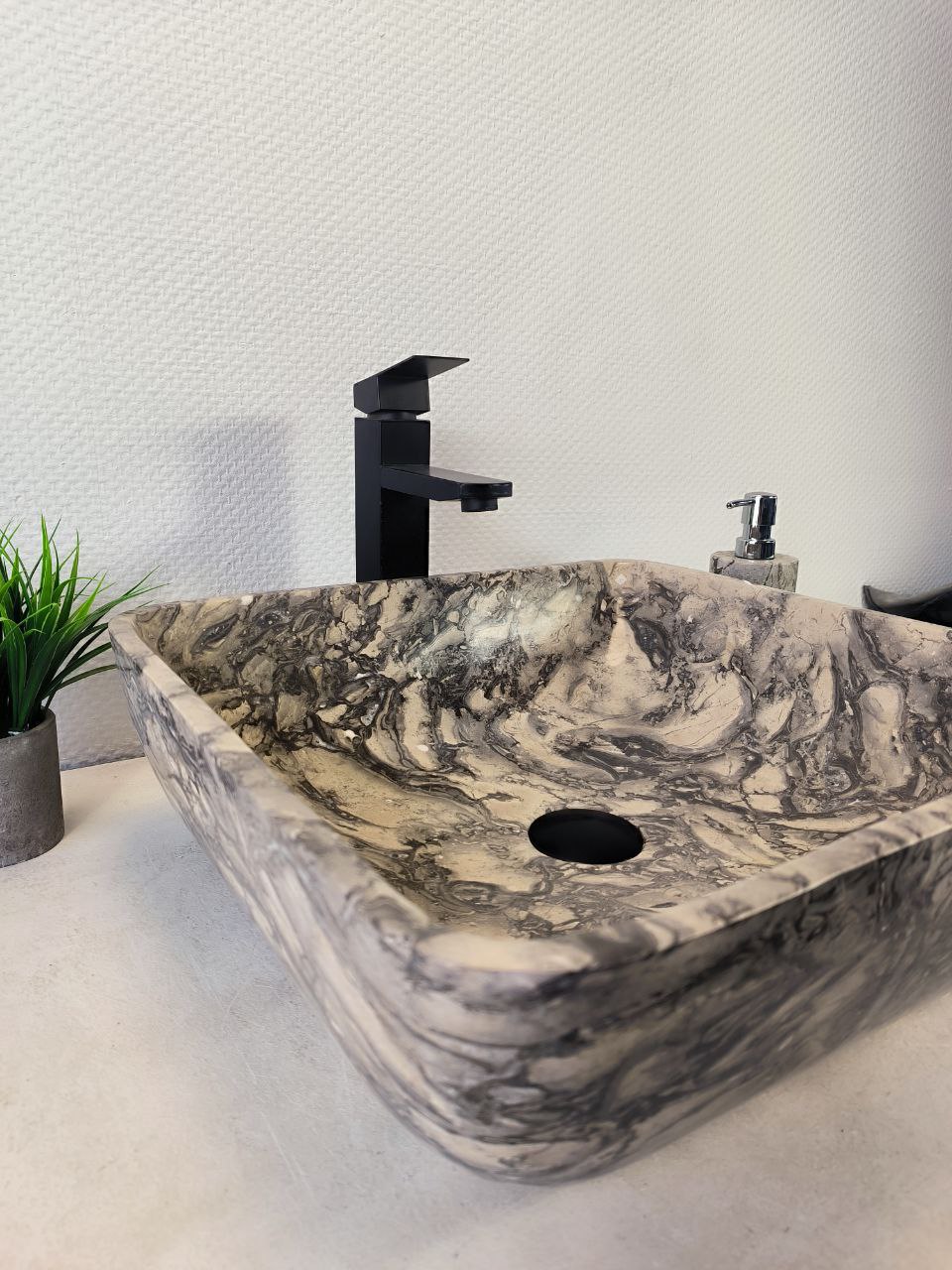 photo_2025-03-20_14-24-25