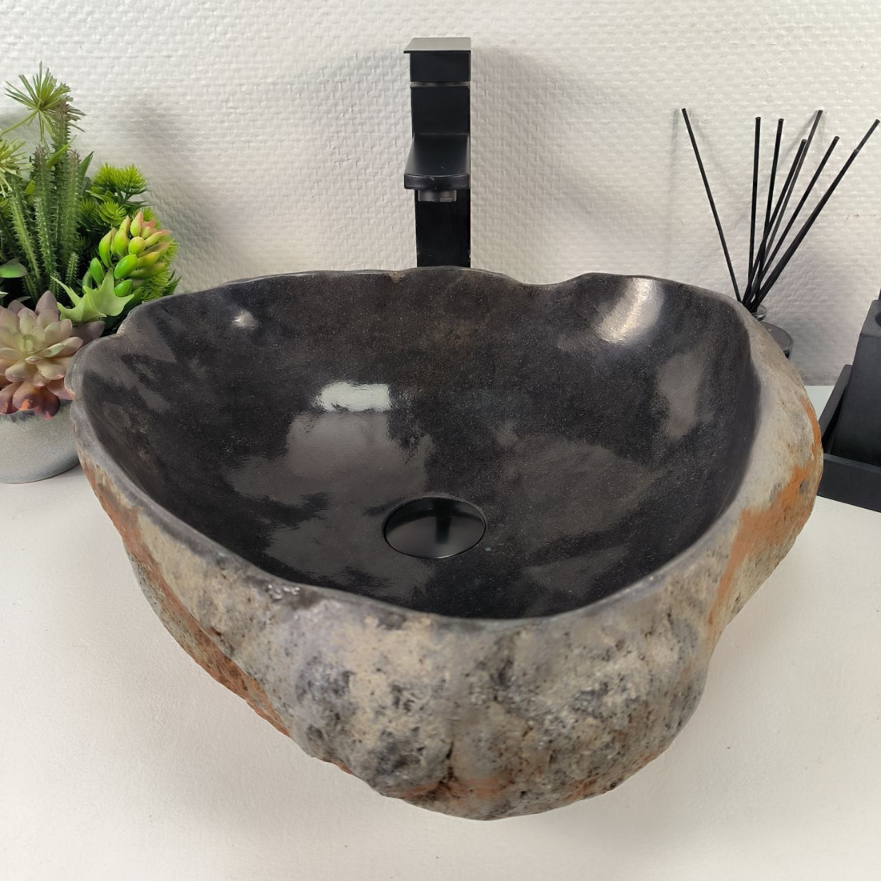Раковина из речного камня RS-64897 47*43*14 из натурального камня