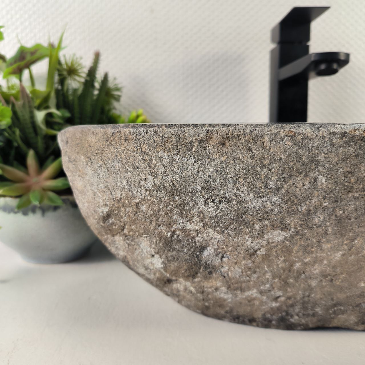 photo_2024-05-04_17-26-05