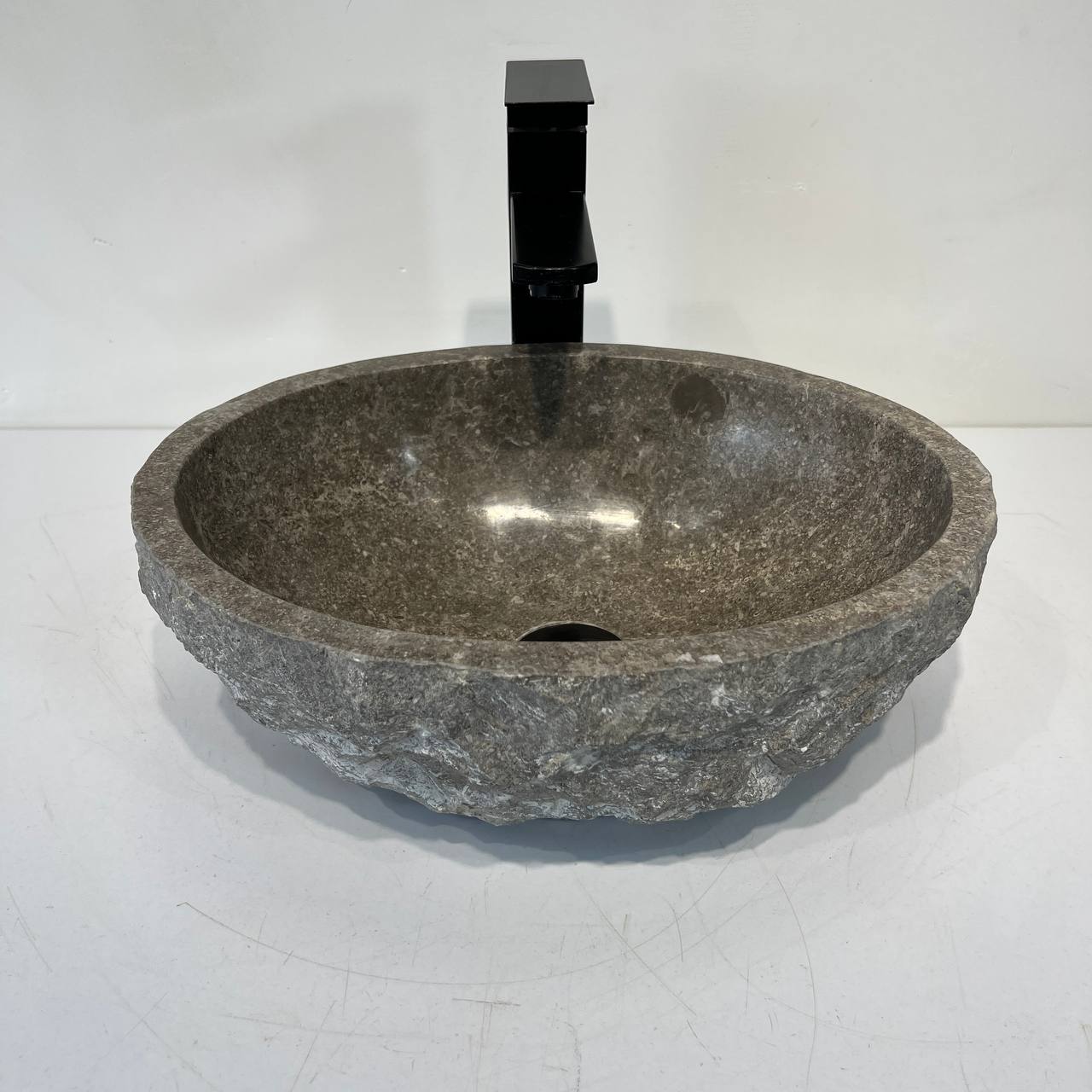 Раковина из мрамора Erozy Grey EM-67042 39*30*14 из натурального камня