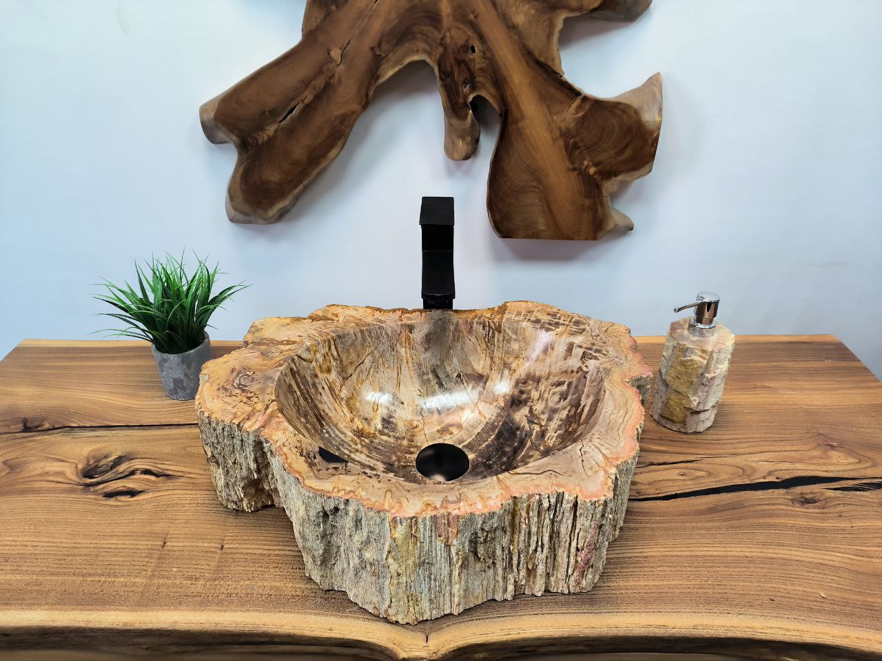 photo_2025-05-14_17-50-30