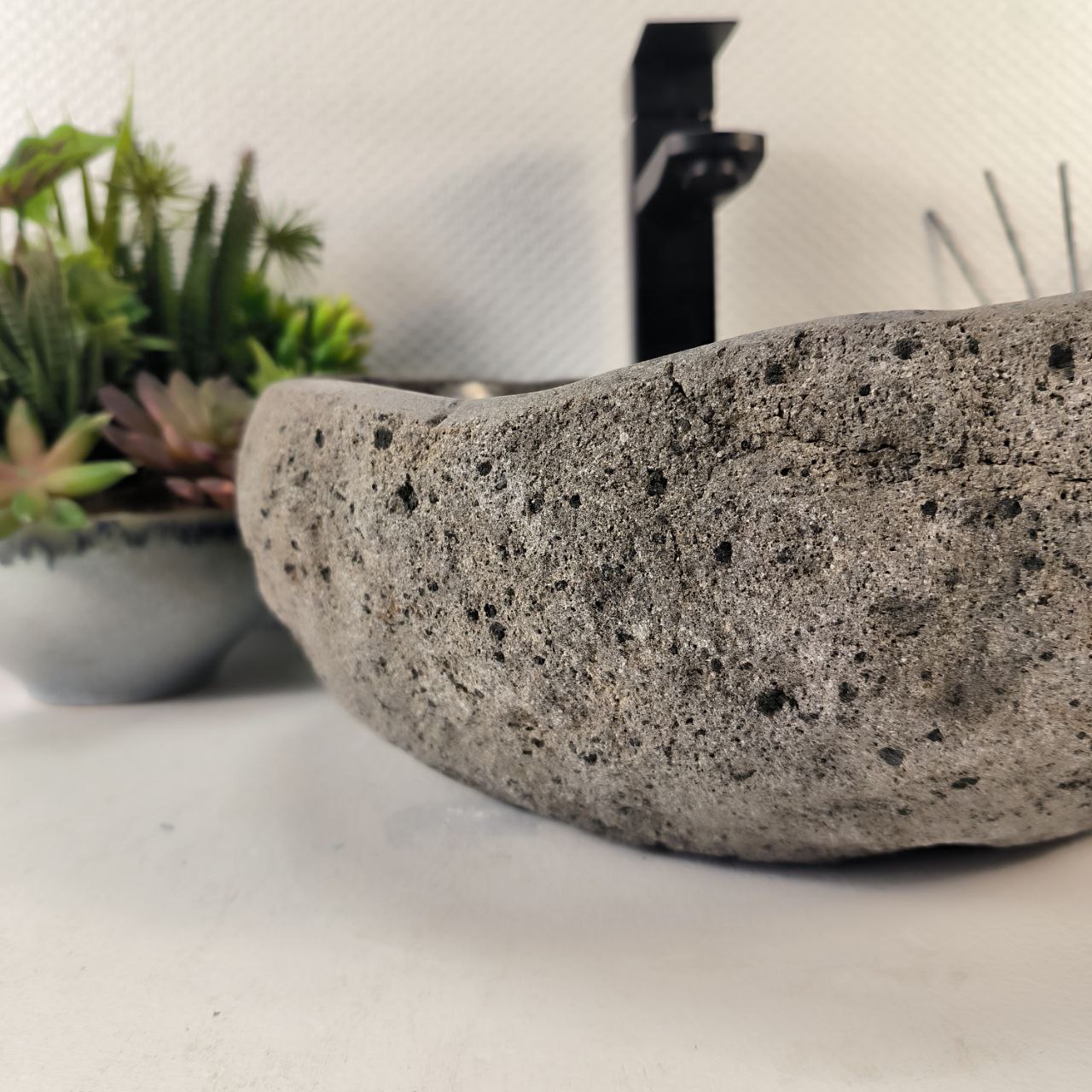 8invby505rsw8c9c7aj2hb1jgmn99f7x