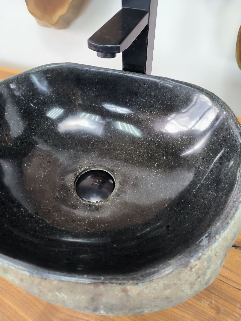 Раковина из речного камня RS-66373 41х33х14 из натурального камня