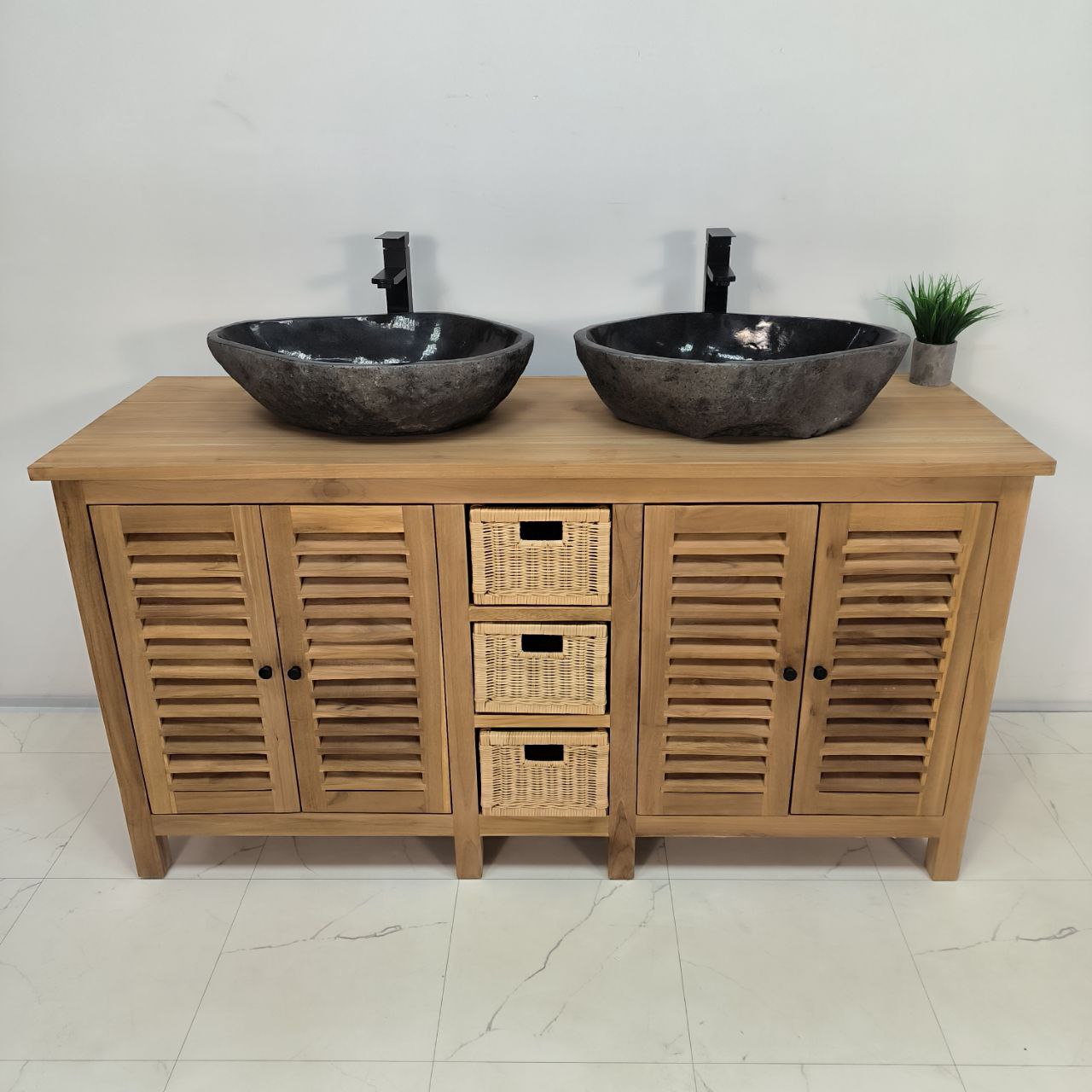 4dd92087-5e90-481f-bec5-f14e4903f6a0