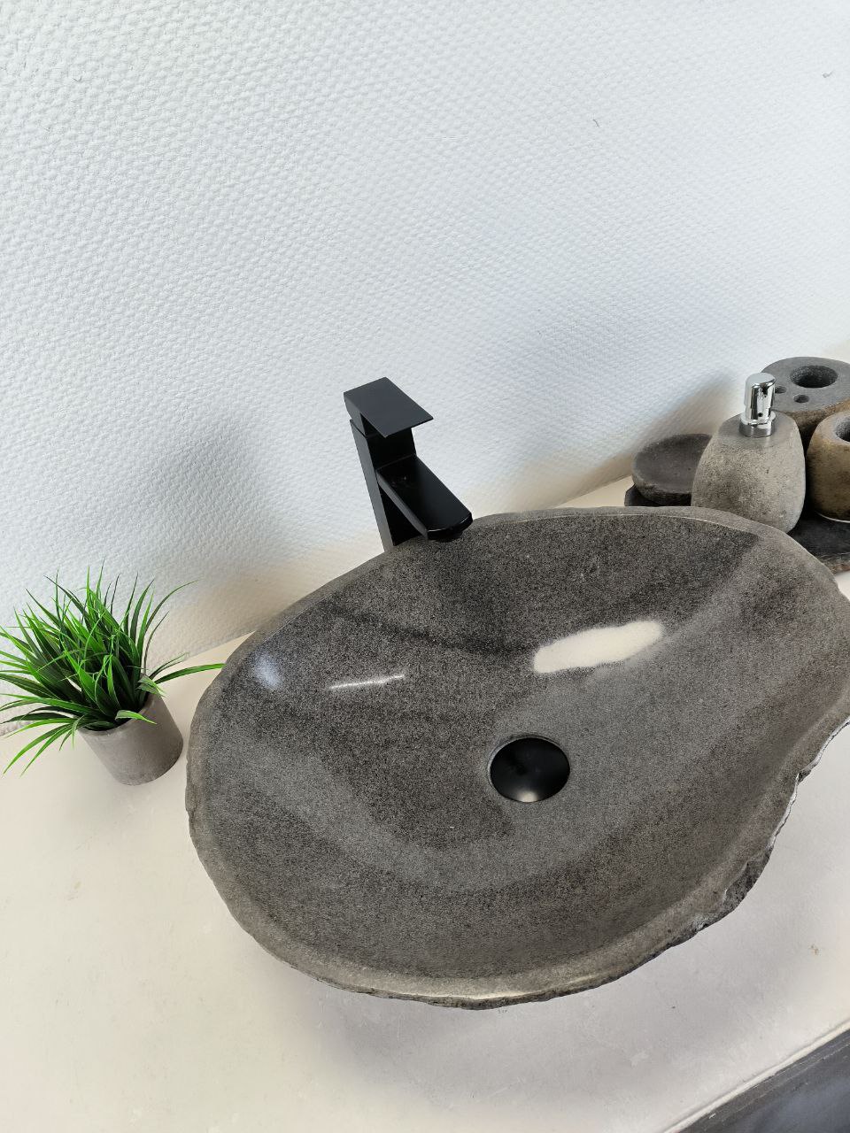 9a241c9a-4310-4217-8c07-2edf12965cbb