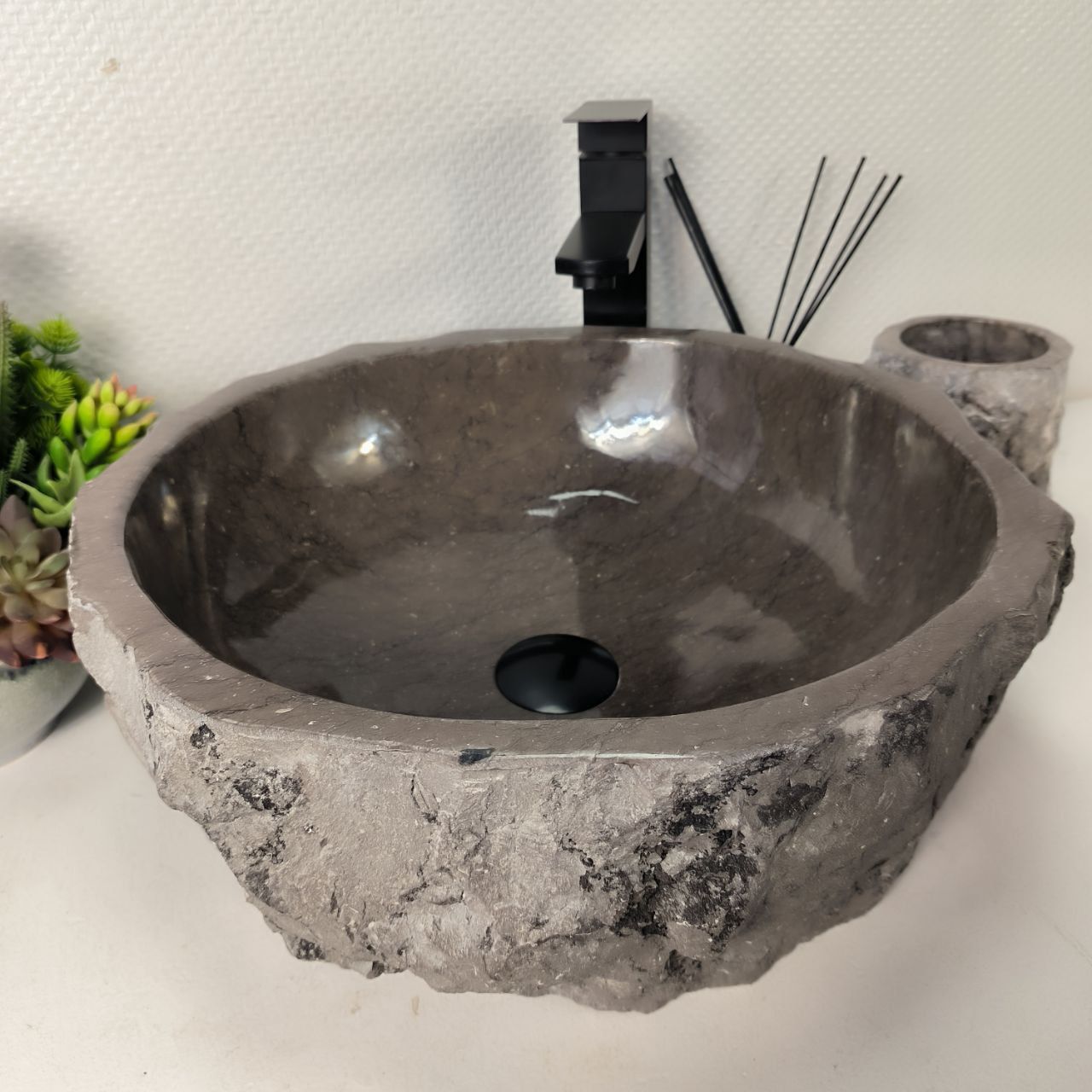 Раковина из мрамора Erozy Grey EM-64973 45*44*16 из натурального камня