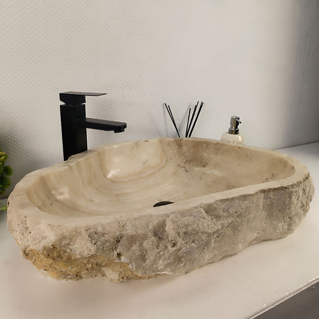 qln15aauw54su4nrrks12jlvxknhy06e