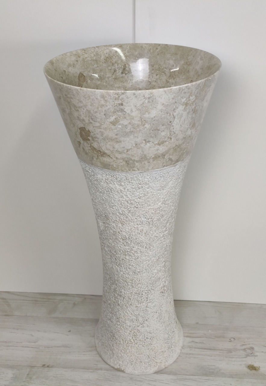 18a3fc42-61e3-3e28-bd4f-36208de99240