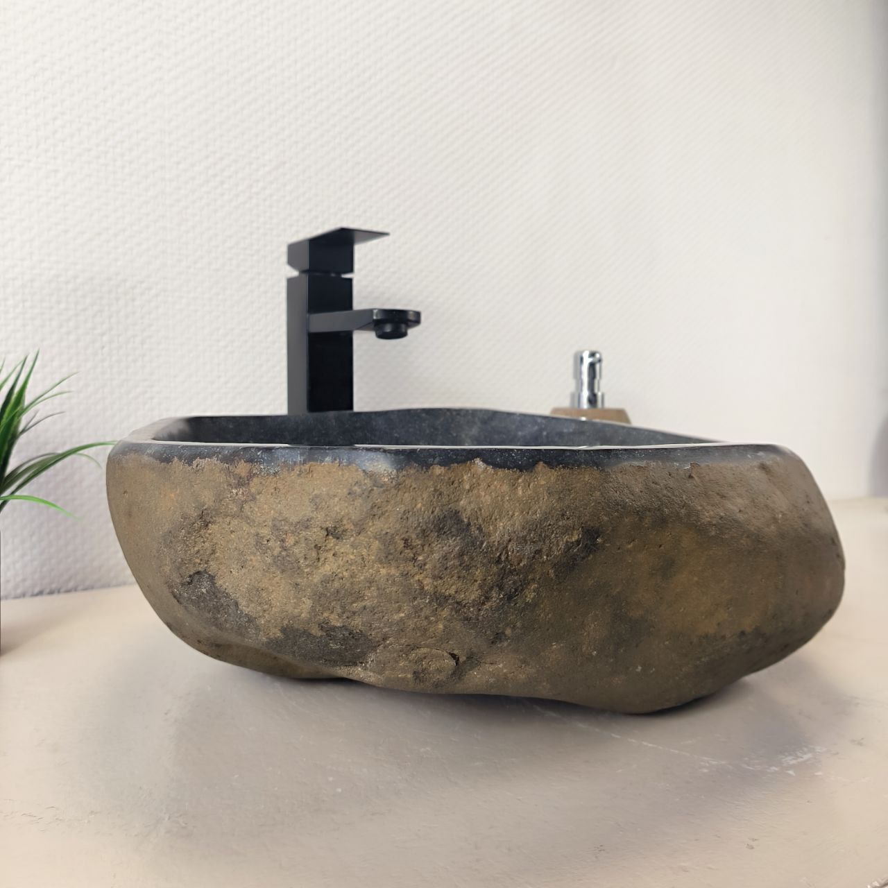 Раковина из речного камня RS-66040 41х39х15 из натурального камня