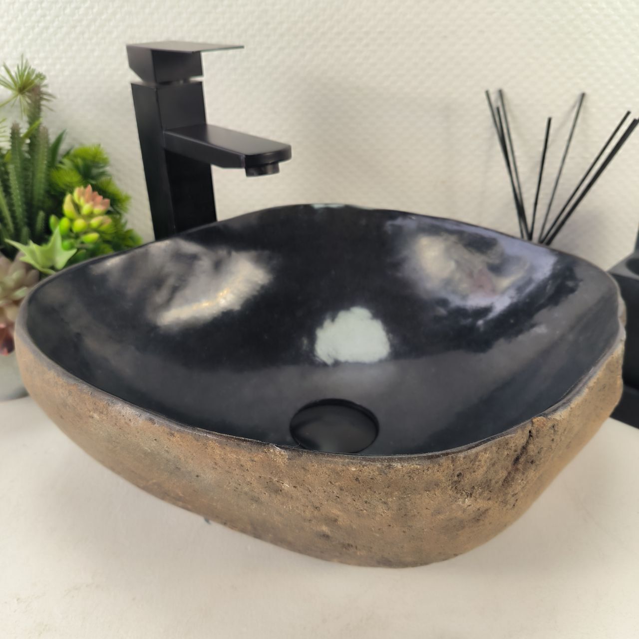 Раковина из речного камня RS-64996 41*37*15 из натурального камня