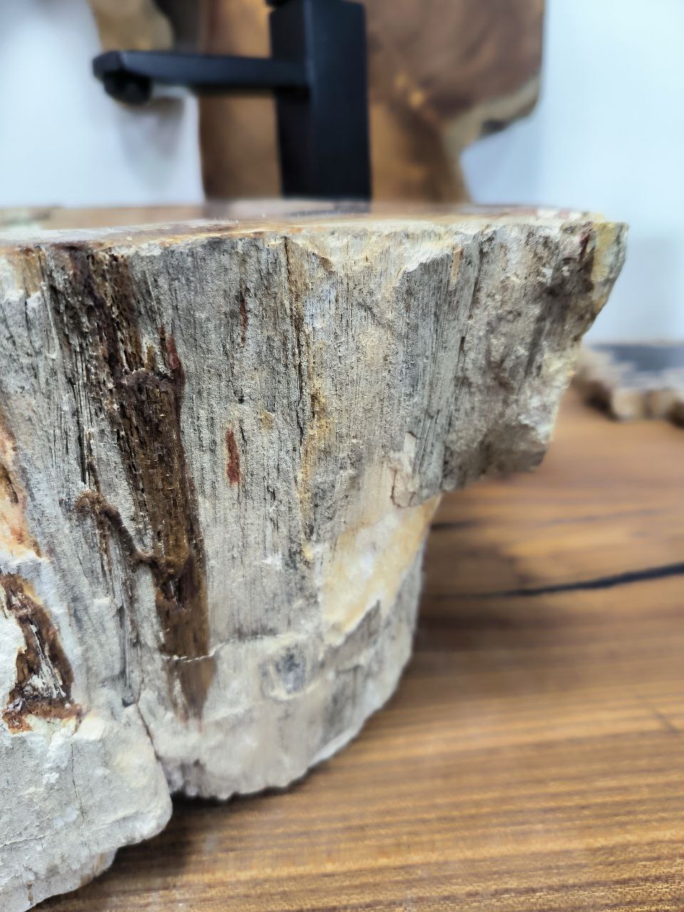 4adf53fa-a52e-471f-8268-47a9d15b967f