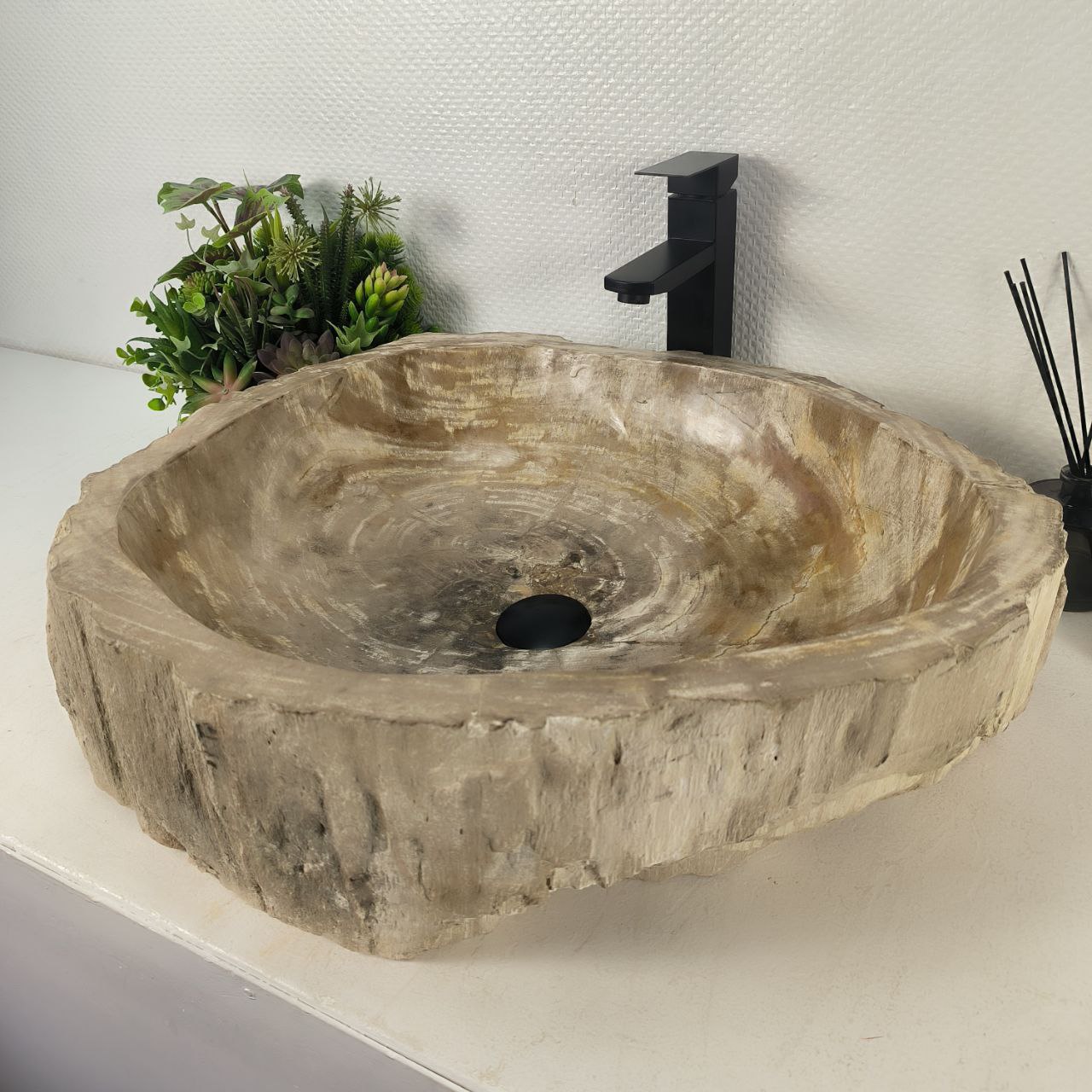 b5od334ogr53f2l813iorbqbfp3155fp