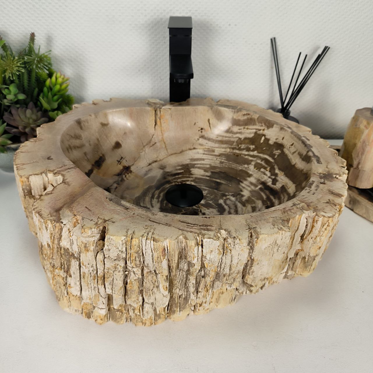 32ioecs4sq8v8u41z0x94vwqhetlew31