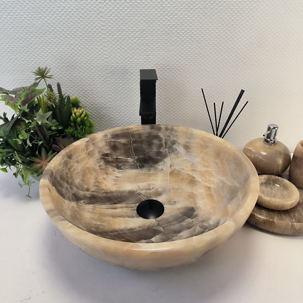 wl7918f6n5yj52hic68gosl3uqs16ynr