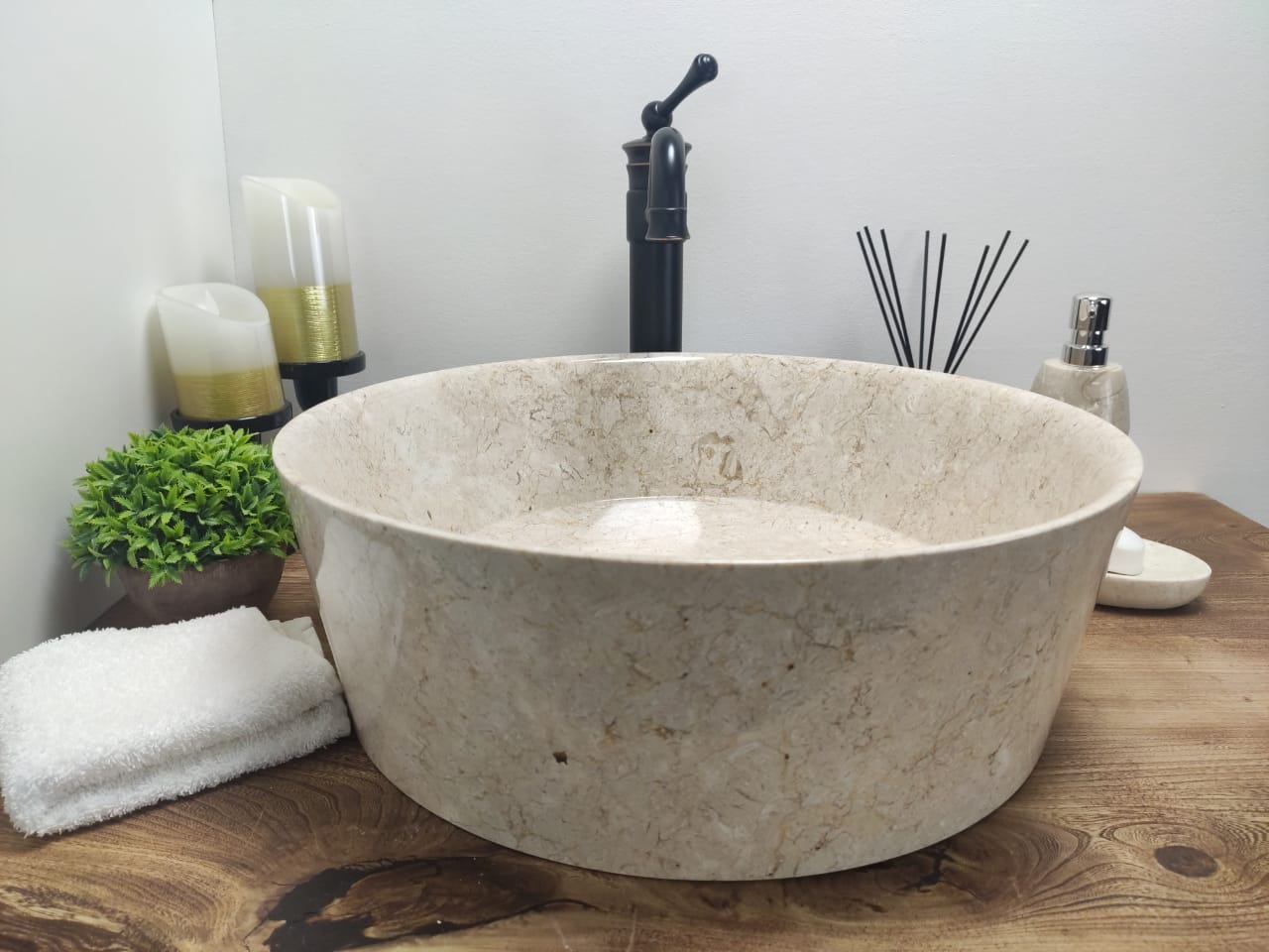 Раковина из мрамора Drum Cream Tin Lip DM-60198 45*45*15 из натурального камня