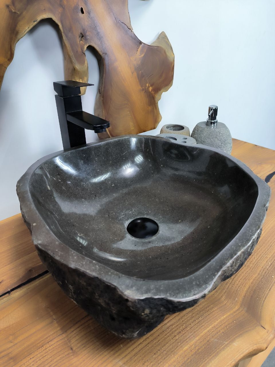 Раковина из речного камня RS-66334 44х44х15 из натурального камня