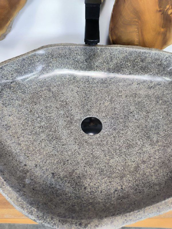 Раковина из речного камня RS-66605 71х52х15 из натурального камня