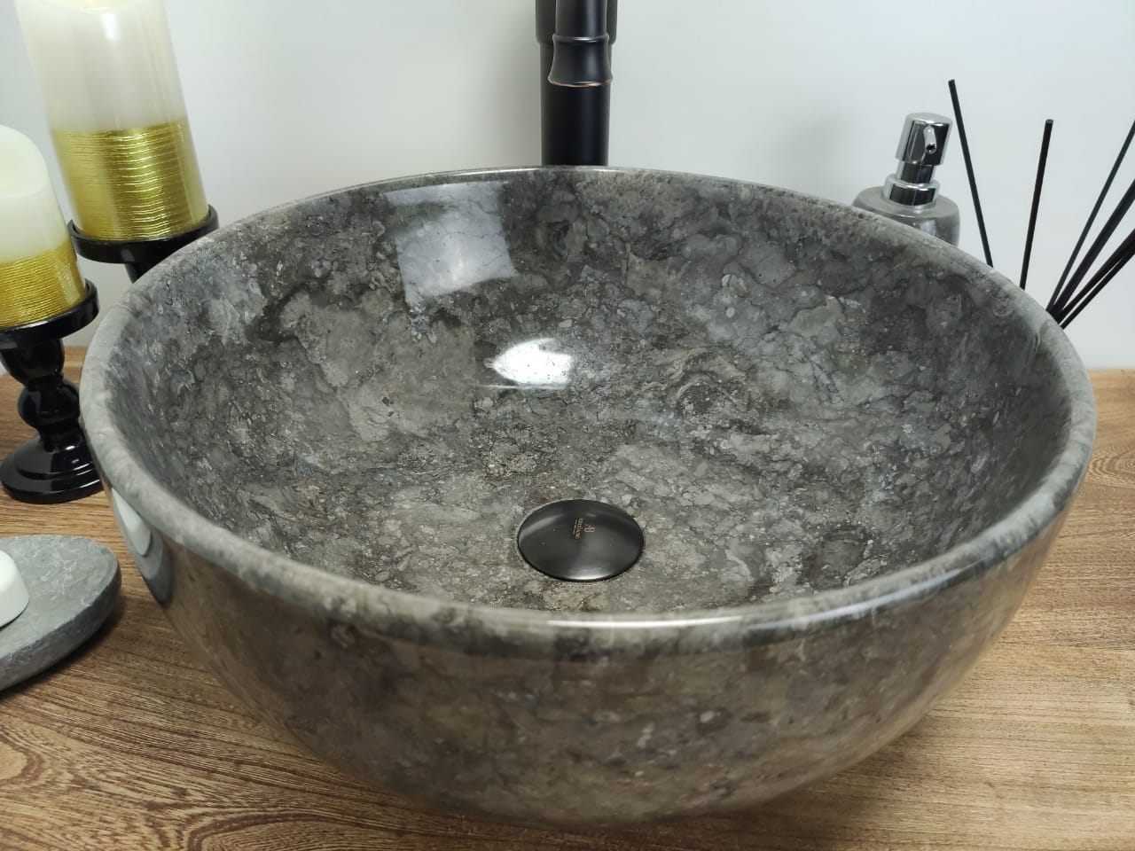 c4c03bb3bae3527a49f64f9aae1e3f81