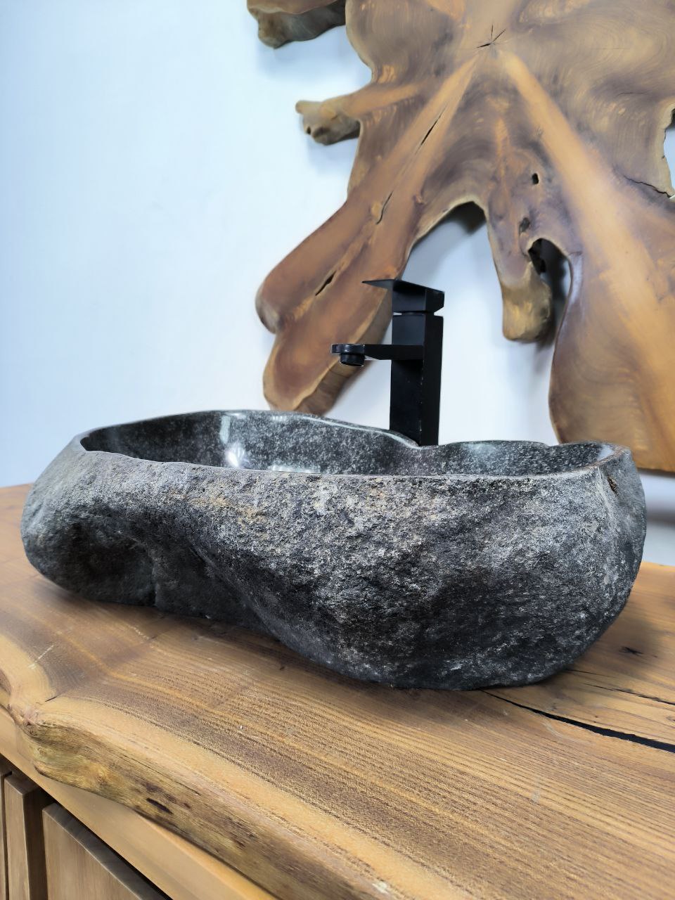 0db0b950-3956-4690-80ab-0a1dcbccf51d