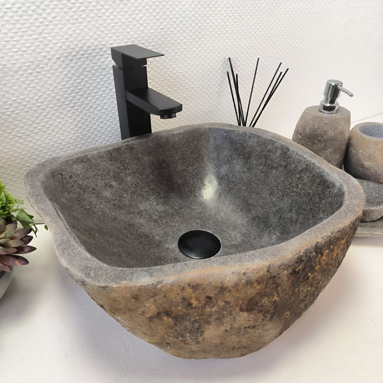 qi0aw4384ogu7wqlr34pqto0wslcpw24