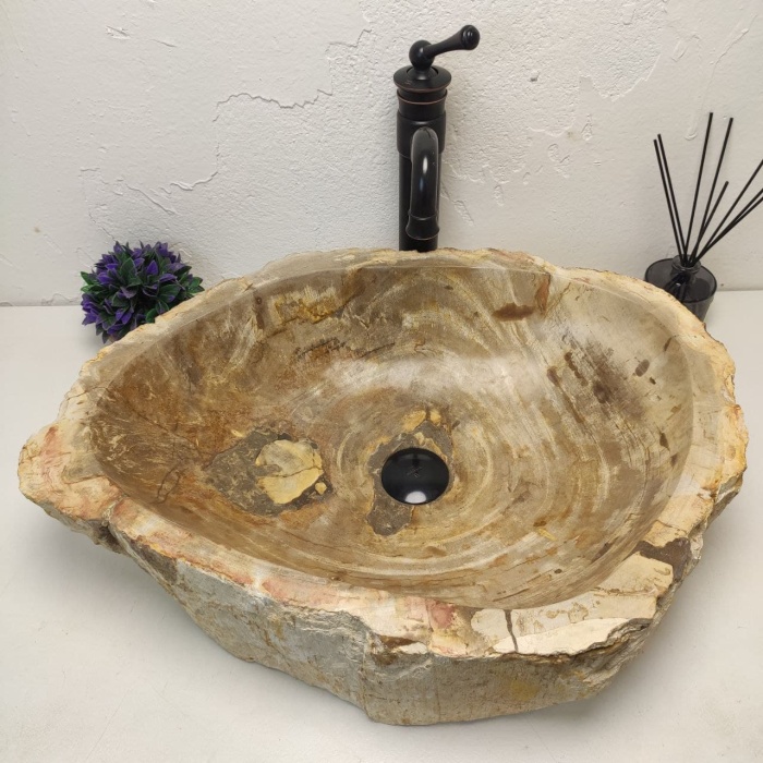 3qfvaitks9vxjn98ls1p3lseh0rg4zfm