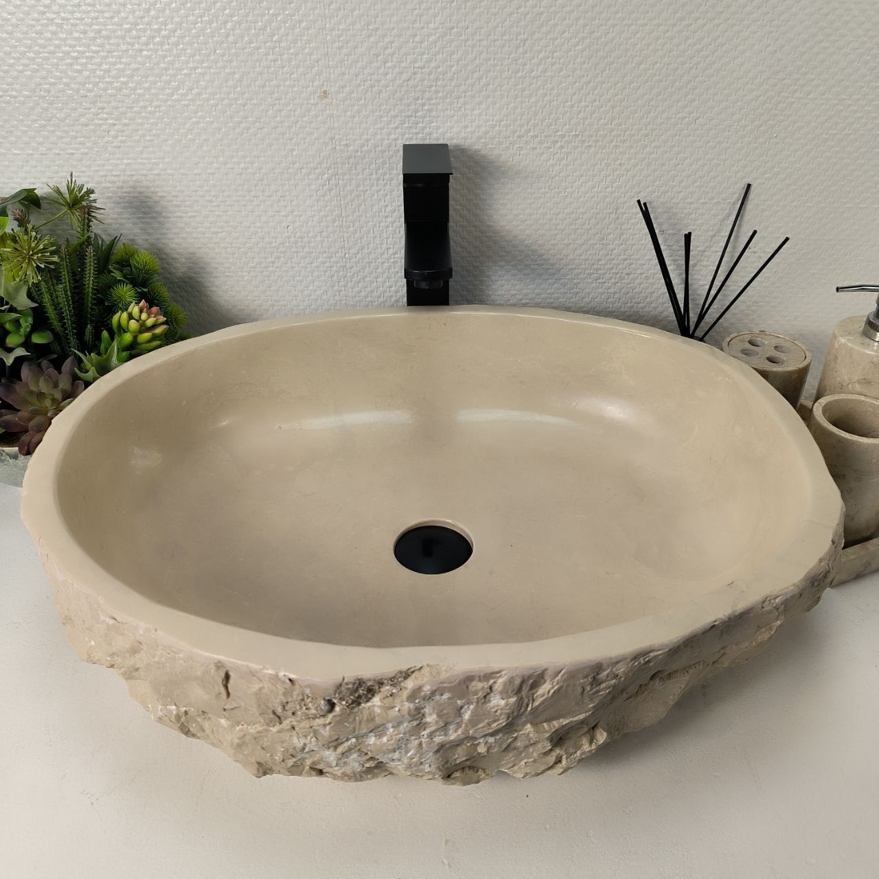 Раковина из мрамора Erozy Cream EM-64950 59*46*15 из натурального камня
