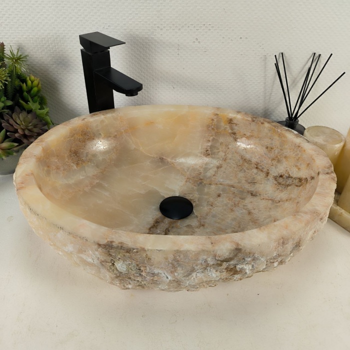 kguas015z3ym14aj5y0w75nx165947th