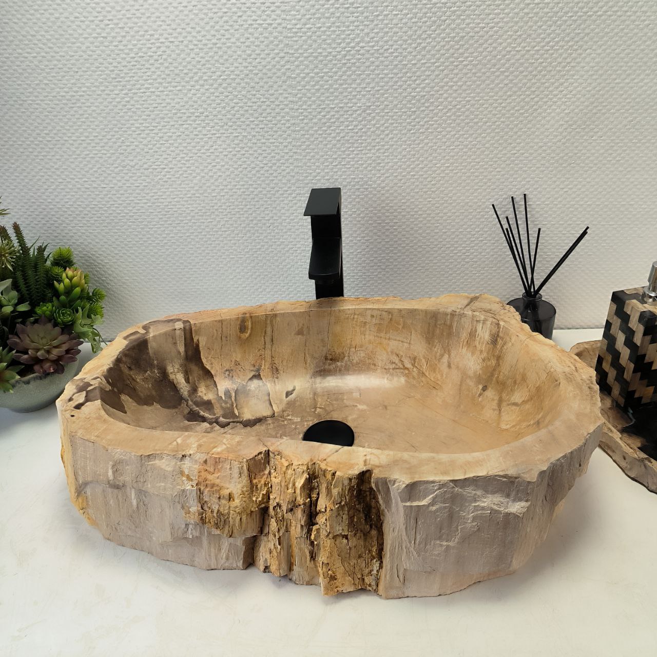 38h04kycd11518j1yycfw63zf0jy6iml