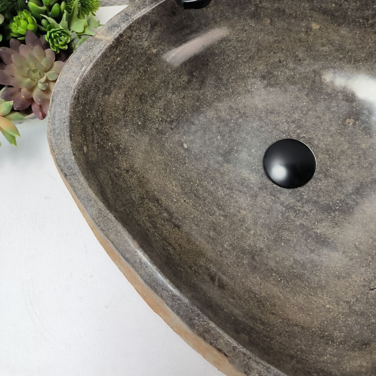 Раковина из речного камня RS-63363 (53*48*15) из натурального камня