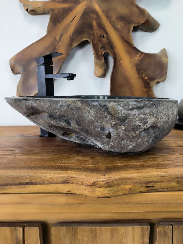 79baab0a-c46a-4884-b31a-e42f9b67b495